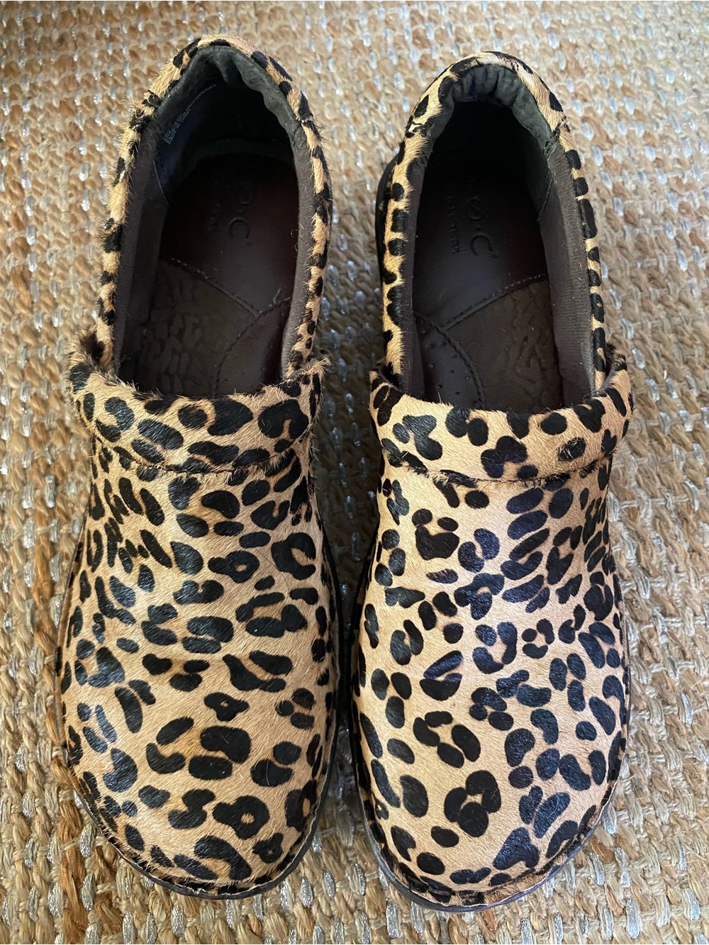 b.o.c. Born Peggy Leopard Calf Hair Comfort Clogs Mules Women’s 10 / EU 42 Mob